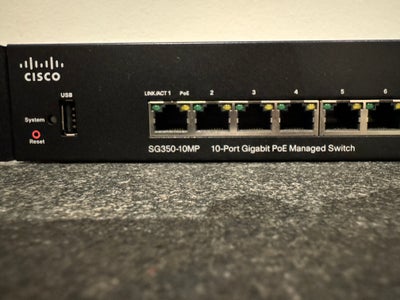 Switch, Cisco SG350-10MP, Perfekt, Cisco Small Business SG350-10MP 10/100/1000 PoE+ Switch

Kører pe