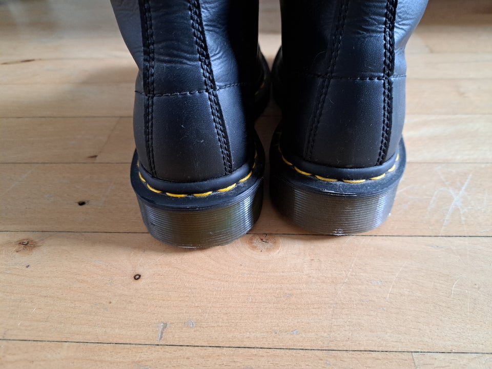 Anden damesko, str. 36, Doc Martens