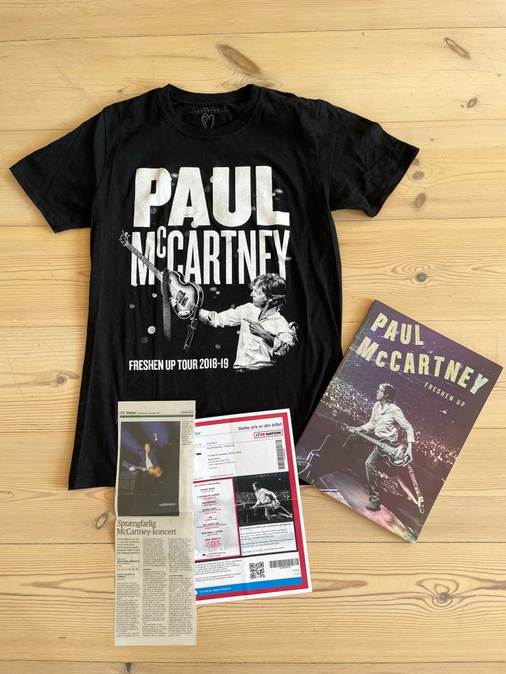 Andre samleobjekter, McCartney t-shirt og program
