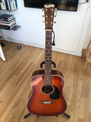 Western, Blueridge Br60-as, Købt i Woodstock guitars i Kbh k. 
Fremstår som ny.
Inkl bag, og læderre