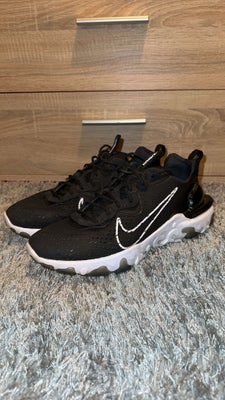 Sneakers, Nike, str. 45,5, Brugt få gange.
Cond: 9/10