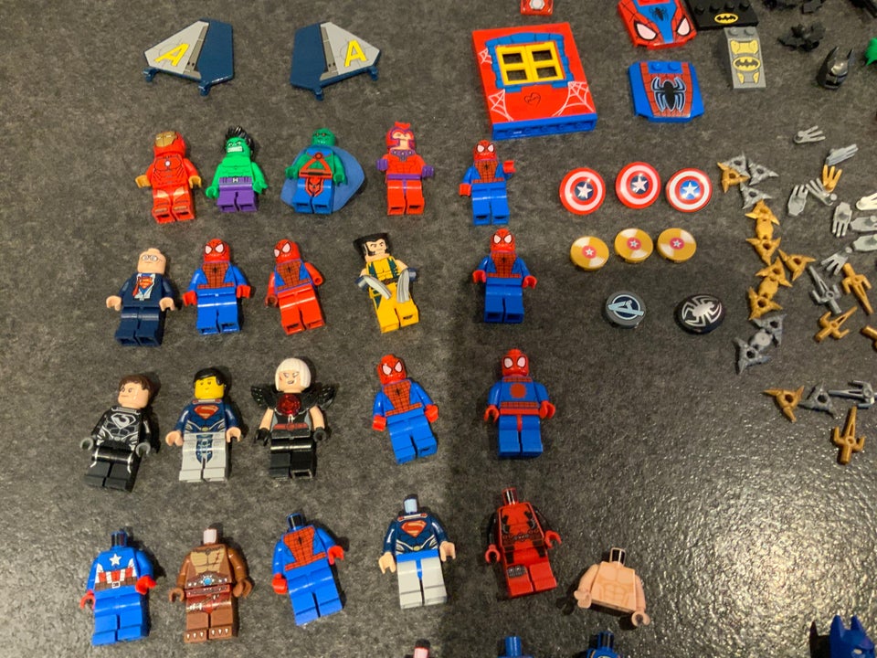 Lego Minifigures, Diverse