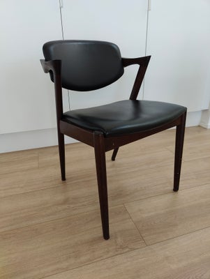 Spisebordsstol, Læder og træ, Kai Kristiansen, 6 Kai Kristiansen stole, Model 42 også kaldet z-stol.