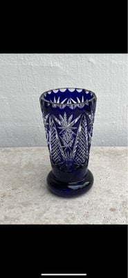 Glas, Bøhmisk vase, Vintage, Fin gammel krystal vase i blå meget gedigen 

Ingen skår - har et par b