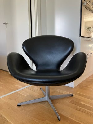 Arne Jacobsen, Svanen, Sælges hurtigst muligt og for mest, grundet ny sofa. Ellers byd.