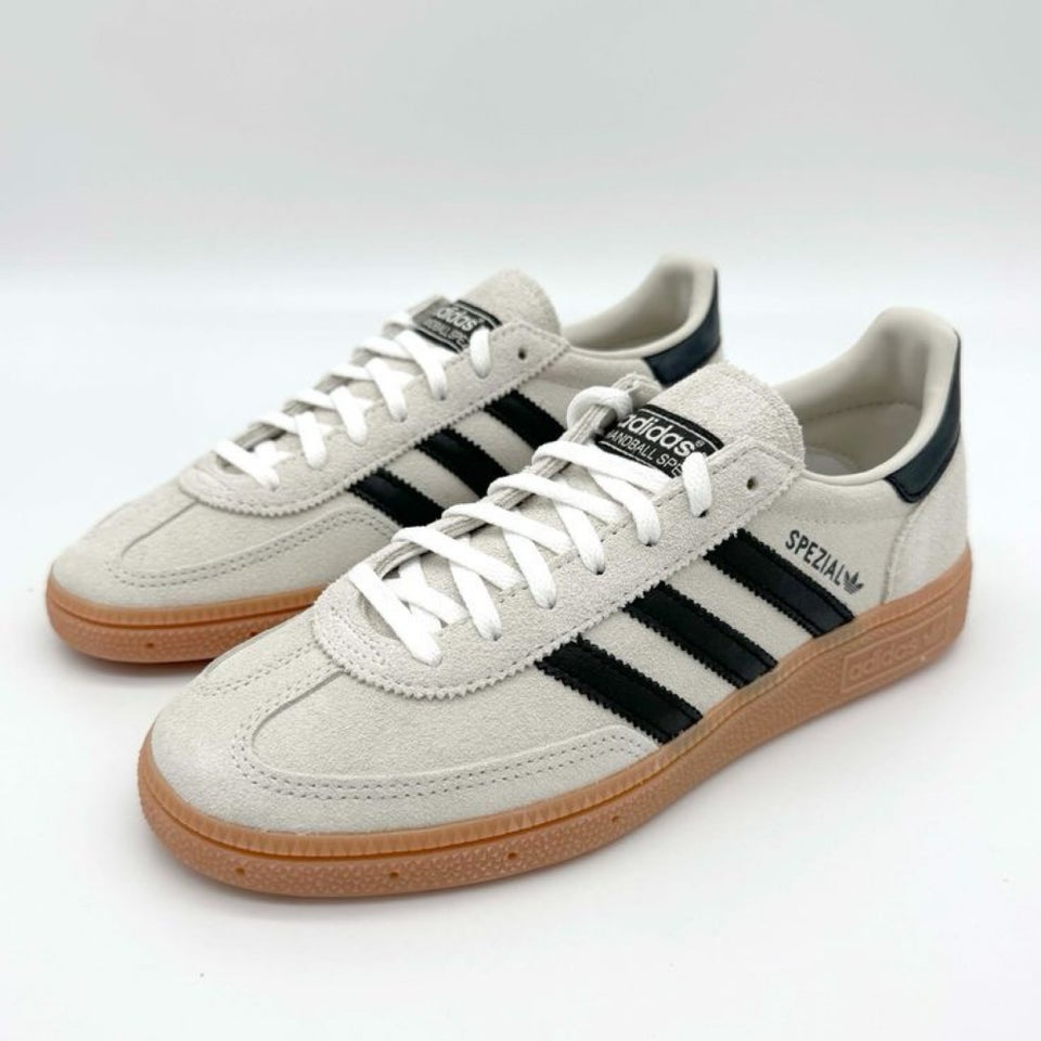 Sneakers, str. 40, Adidas