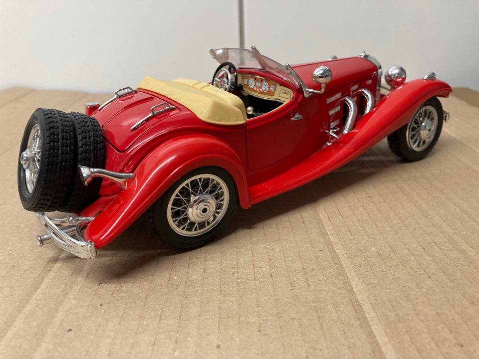 Modelbil, Mercedes 500 K 500K Roadster 1936 1/20, skala 1:20