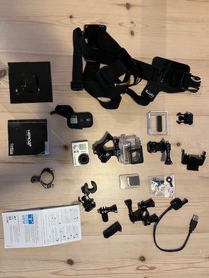 GoPro HERO 3, Perfekt, Kameraet og tilbehøret brugt meget få gange, sælges KUN samlet pris 700 kr