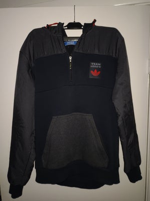 Hættetrøje, Adidas, str. M,  Næsten som ny, Team Adidas hoodie.

Fragt til nærmeste dao pakkeshop fo