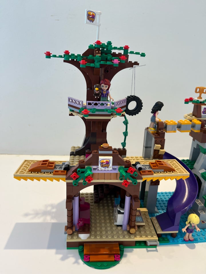 Lego Friends, Træhus