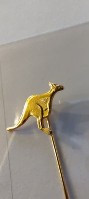 Broche, forgyldt, Australia Kangaroo vintage nål 




Smykkekareten
Vare nummer #02632