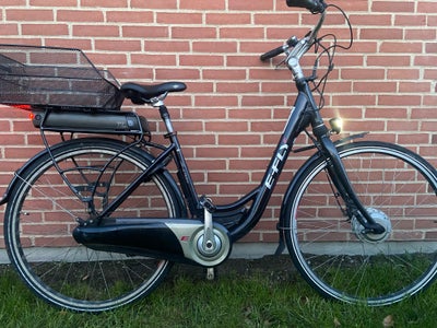 Damecykel,  E-FLY, Elcykel, 46 cm stel, 7 gear, Godt kvalitets cykel i velholdt stand med 7 automati