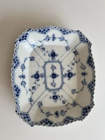 Porcelæn, Musselmalet Halvblonde Lille Brødbakke, Royal
