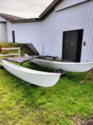 Hobie 16, Hobie 16, årg. 2008, 16 fod, Sælger min Hobie 16 
Den er fra 2008 og har ikke sejlet meget