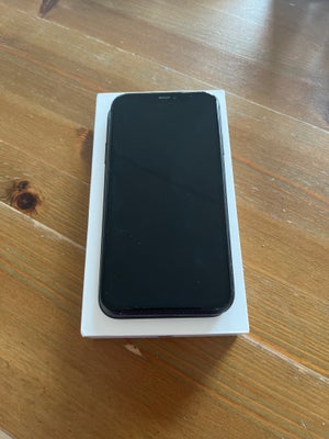 iPhone 11, 64 GB, grå, God, Selling my old iPhone 11 64GB. It is still in good condition. However, t