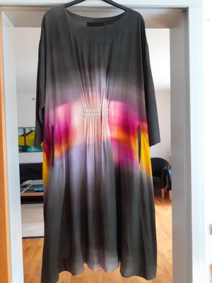 Anden kjole, BITTE KAI RAND, str. XL,  Multi,  Viscose,  Næsten som ny, Rigtig flot kjole fra BITTE 