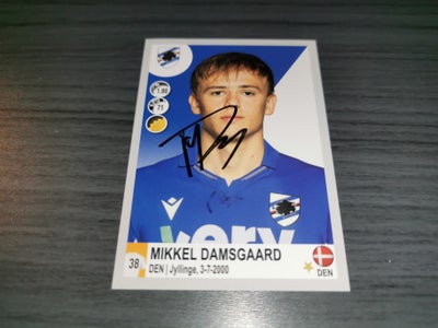 Samlekort, Mikkel Damsgaard sampdoria Rookie Sticker autograf, Fået personligt da jeg mødte ham.

Se