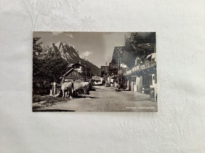 Postkort, Postkort fra Garmisch Partenkirchen

Fint gammelt sort/hvidt postkort fra Garmisch.
Det vi