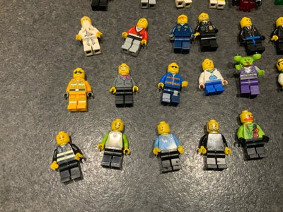 Lego andet, Diverse, 79 serie/minifigurer
Der er hvad fotos viser
Sælges kun samlet for 400 kr