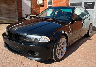 BMW 320i, 2,0, Benzin, 2000, km 372000, sortmetal, træk, aircondition, ABS, airbag, 4-dørs, centrall