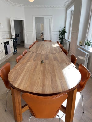 Spisebord, Elme træ, Snedker, b: 125 l: 525, Flot designet snedkerbord. Fremstår med enkelte brugste