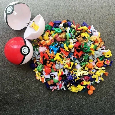 Figurer, Pokemon, Pokemon, 48 stk forskellige pokemon figurer med 1 Pokemon Ball

PRISEN ER MED FRAG