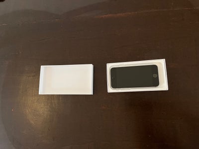 iPhone 5S, 16 GB, aluminium, God, Fungerer som den skal 