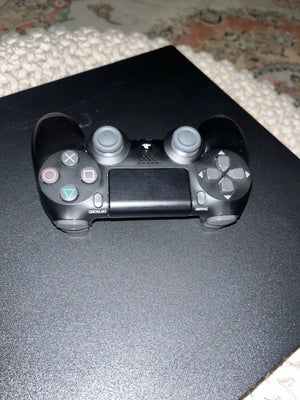 Playstation 4 Pro, God, 3 år gammel PlayStation 4 pro. Sælges inkl.1 controller