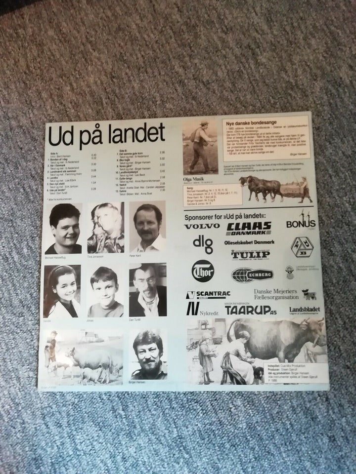 Børneplade  UD PÅ LANDET
Udgivet på  Olga record...