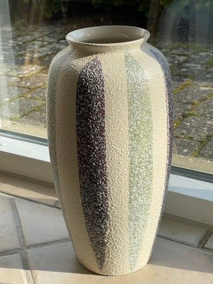 Keramik, Flot gulvvase, West Germany, Ideel til forårets grønne grene.
West Germany gulvvase fra 197