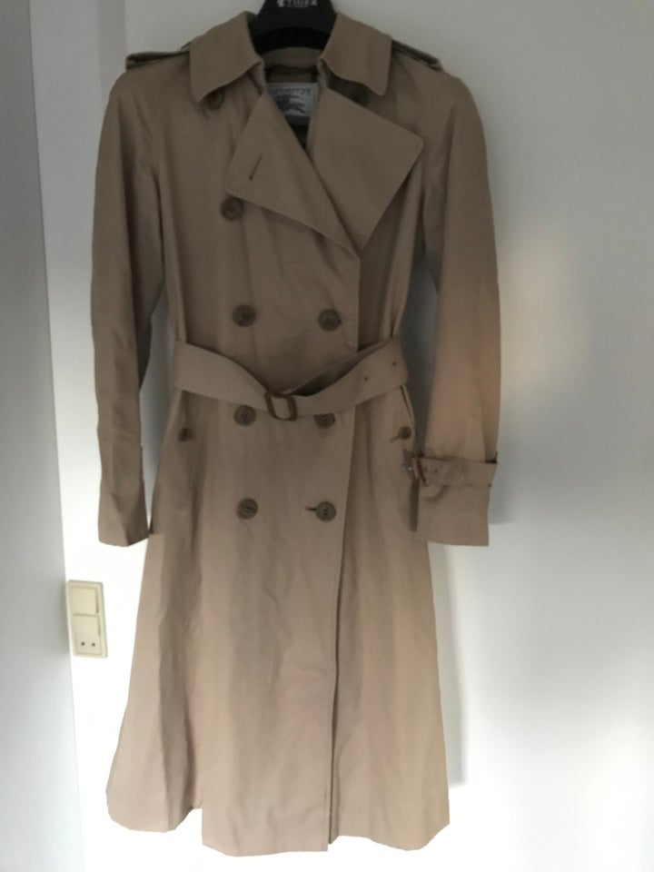 Trenchcoat, str. 38, Burberys