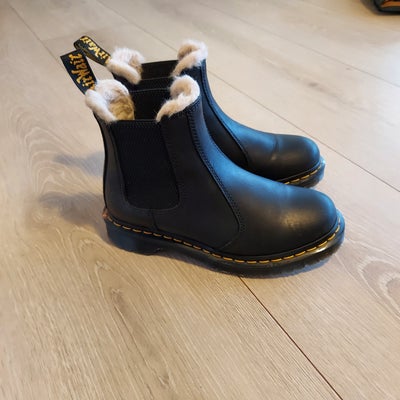 Vinterstøvler, str. 36, Dr martens,  Næsten som ny, Helt nye vinterstøvler. Kun brugt en gang. Sælge