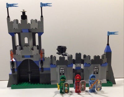 Lego Castle, 8799, Lego Knights Kingdom II, 8799

Knights' Castle Wall
Alle dele er der
Med manual 
