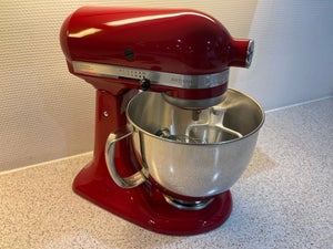 KitchenAid KSM75WH1 - Classic 4 1/2 Qt. Stand Mixer 