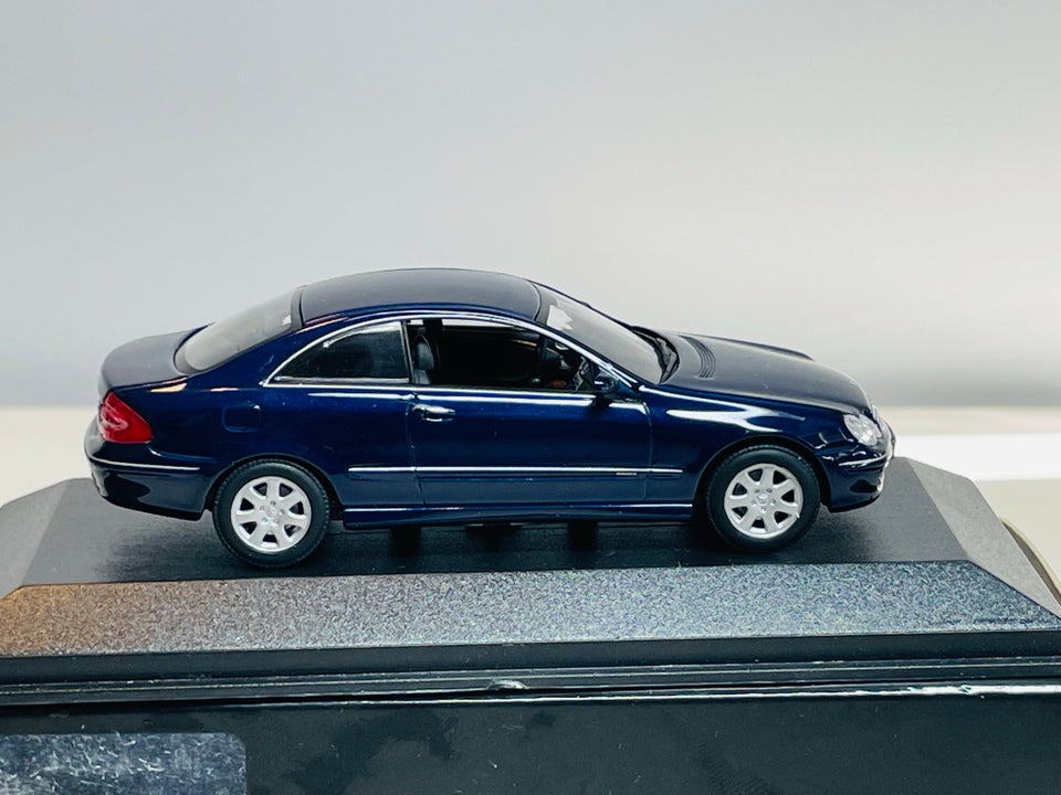 Modelbil, Minichamps Mercedes-Benz CLK-Klasse (1 af