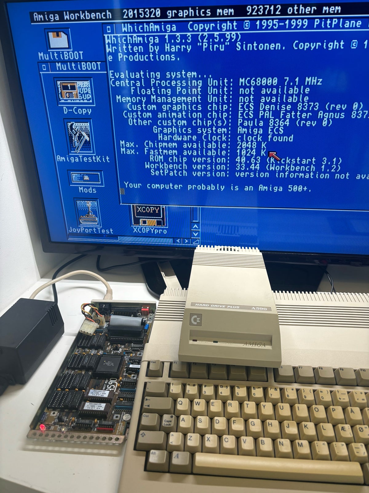 Commodore Amiga A590 Hard Disk Plus XT20MB , spillekonsol