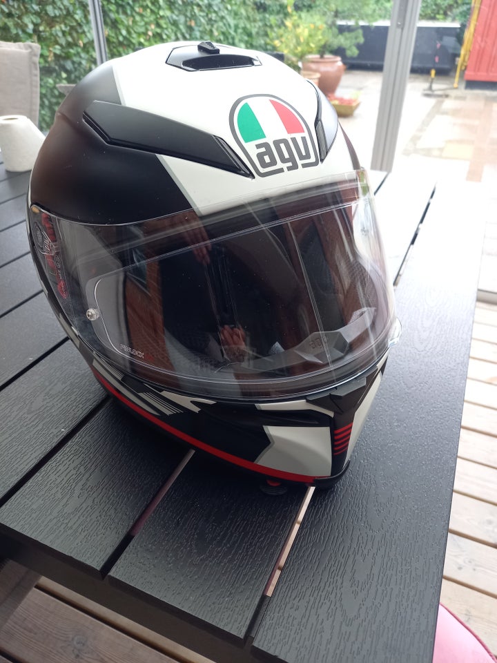 Hjelm, Agv K-5 S