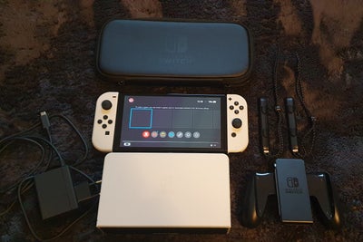 Nintendo Switch, Oled, Perfekt, Hejsa, jeg sælger den nyeste Nintendo Switch Oled som virker upåklag