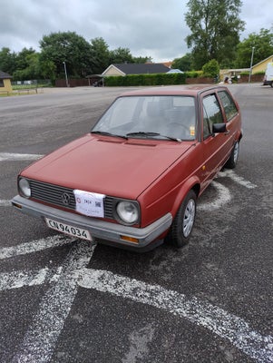 VW Golf II, 1,6 CL, Benzin, aut. 1985, km 83200, bordeaux, træk, nysynet, 3-dørs, VW Golf med automa