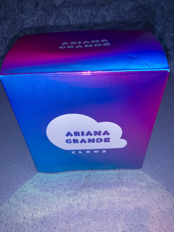 Dameparfume, Perfume, Ariana Grande