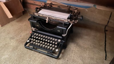 Skrivemaskine, Antik Skrivemaskine