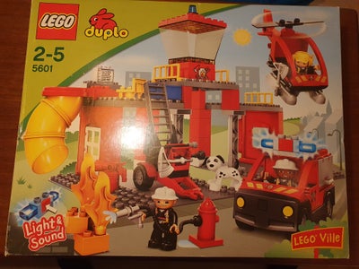 Lego Duplo, Brandstation 5601, Alle dele er der inkl. æske.
Vejledning lidt slidt.
God julegave 2-5 