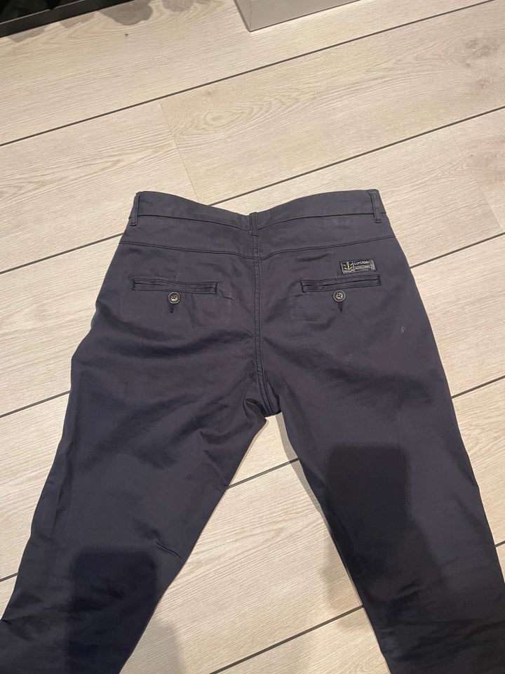 Chinos, Superdry, str. 36