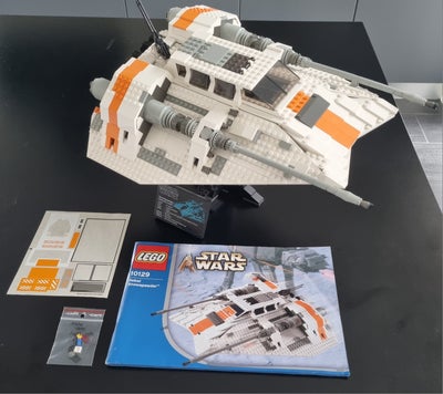 Lego Star Wars, 10129, UCS - Rebel Snowspeeder. 

Super flot komplet sæt med byggevejledning.
Kliste
