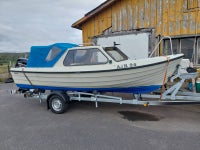 Styrepultbåd, Örnvik 550HT, 18 fod