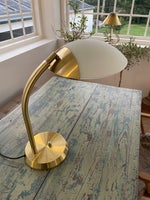 Skrivebordslampe, Messing og opalglas bordlampe fra