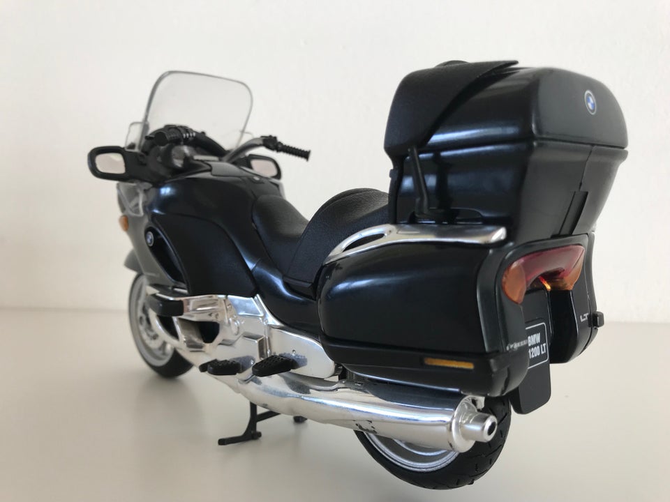 Modelmotorcykel, BMW K1200LT NewRay, skala 1:12