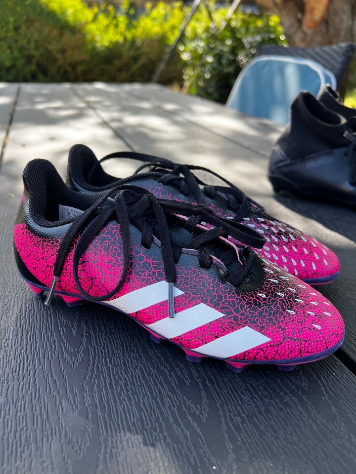 adidas predator freak 4f