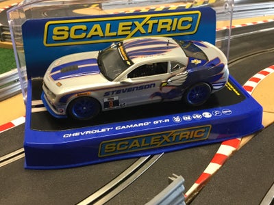 Racerbil, Scalextric  Analog / Digital, skala 1/32, C 3596 - # 9 - Chevrolet Camaro GT-R

Ny i box .