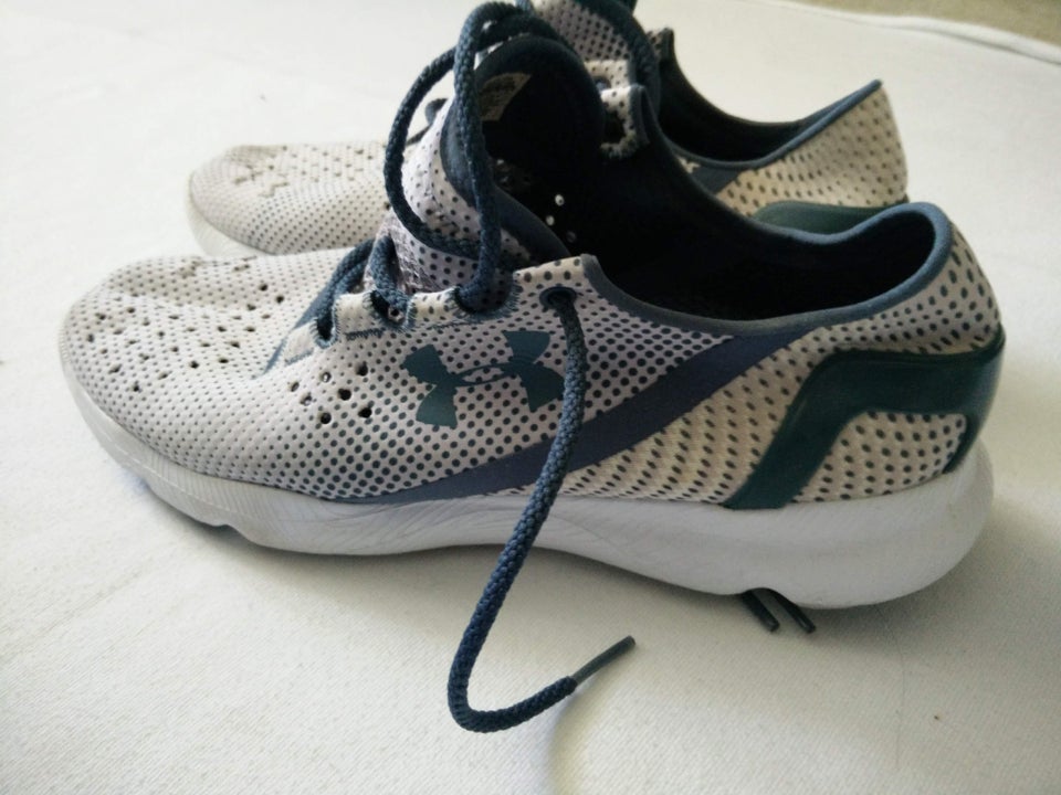 Sportssko, str. 40,5, Under Armour SpeedForm